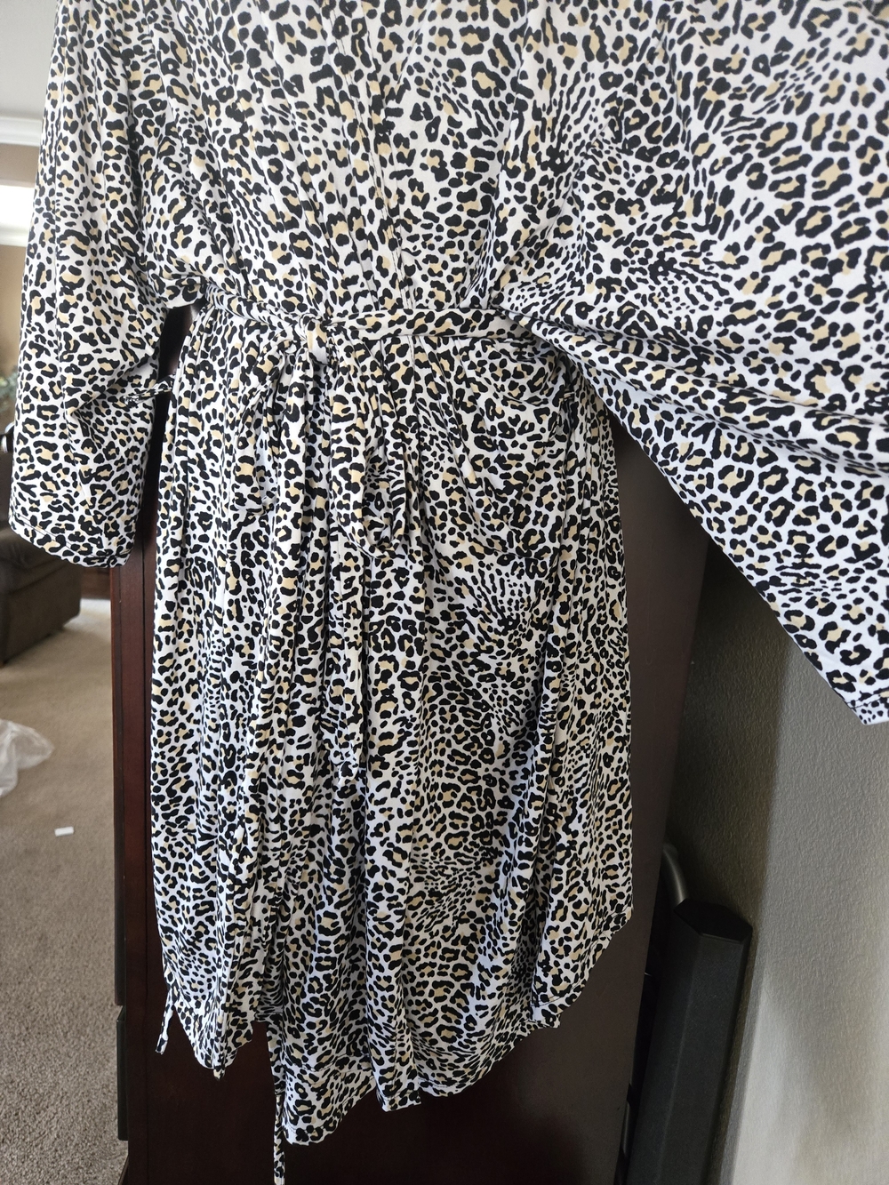 Leopard Print Robe in Black, White & Tan